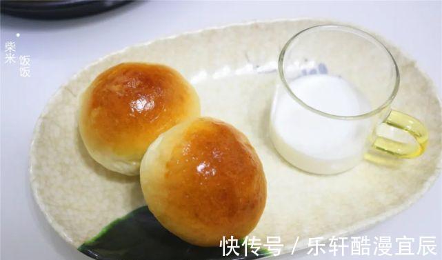 晚上烤一盘,第二天的早餐就有了,奶香浓郁,香软好吃