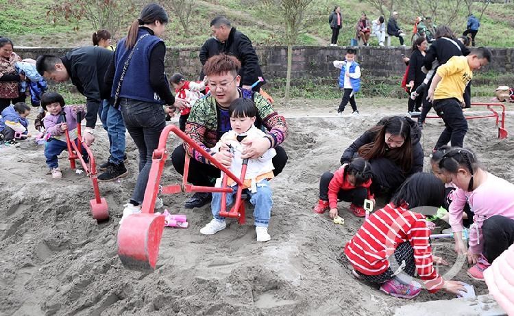 老年|春节假期 市民免费游玩娱乐设施