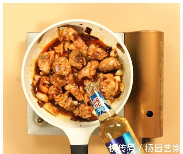 家常菜|江苏传统名菜啤酒鸡,最简单的料理方法,呈现鲜嫩爽口的家常菜!