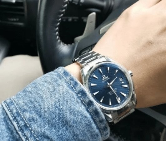 天梭比浪琴便宜，为什么多数人选择了欧米茄和劳力士甚至万国