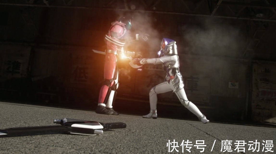 牙兰|假面骑士Decade：帝骑哥能打败所有前辈假面骑士，为何放水夏海？