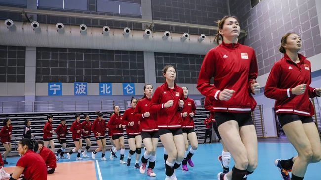 李盈莹|蔡斌迎来“大考”:女排55天三大赛,训练营效果待验证