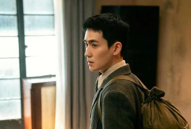 搭档童瑶叛逆者待播,朱一龙又拍无限深度,与焦俊艳陈数乔欣合作