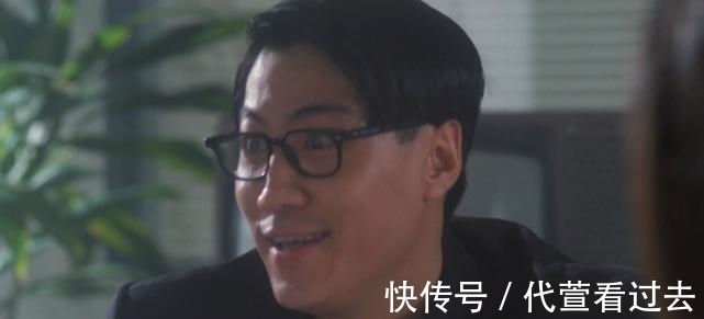 成家班|《怒火重案》的这两个小配角，居然有这么辉煌的过去，值得尊敬