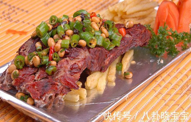 美食推荐：奇香逍遥排、风沙草鱼柳、啤酒香麻小龙虾制作方法