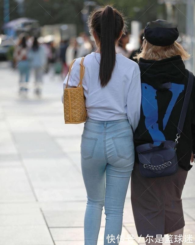 西服 美丽的打底裤时尚动人,利落又不乏活力感,气质提升