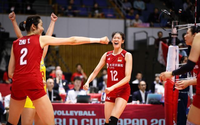 主攻手|扣球时速超100公里!女排17岁新星超朱婷,国家队重夺冠军遇考验