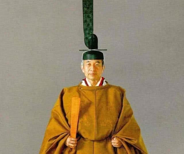 着意想不到|日本天皇世袭了一百多代人,为什么没人敢去抢皇位?其实抢来没啥用!
