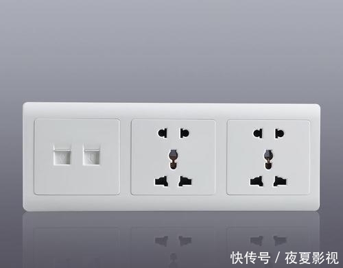 安全隐患|3岁儿子误将502滴入眼,宝爸的一个举动救了孩子,医生比我高明