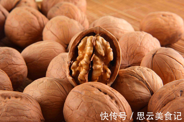 厚皮|你知道核桃薄皮跟厚皮哪个好?很多人挑错了,难吃还浪费钱!