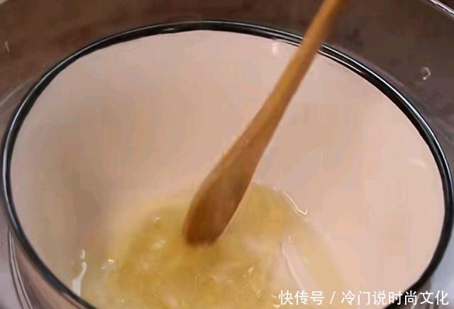 满满的|它有着满满的卡路里,但却是我无法抗拒的诱惑,一切靠后先吃再说