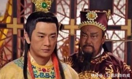 伸出|皇帝:我要废了皇后,大臣苦劝要三思,皇帝立刻伸出他涨红的脸