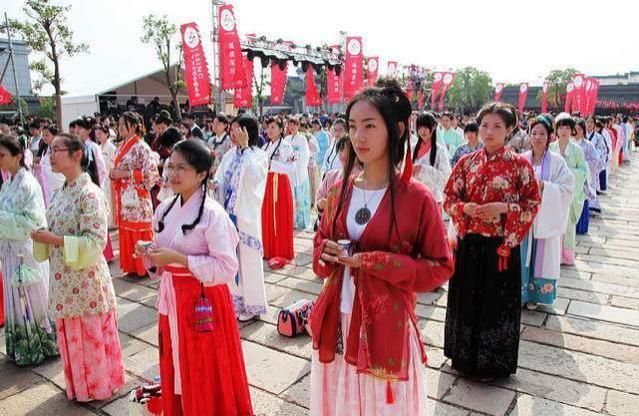 汉服|我们为什么不提倡穿汉服?专家给出了这几点理由