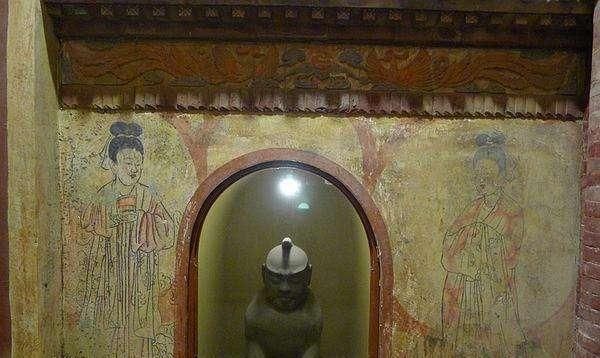  据说|大唐秦王陵中有一尊石像，据说摸石可以治伤痛，专家说：不靠谱