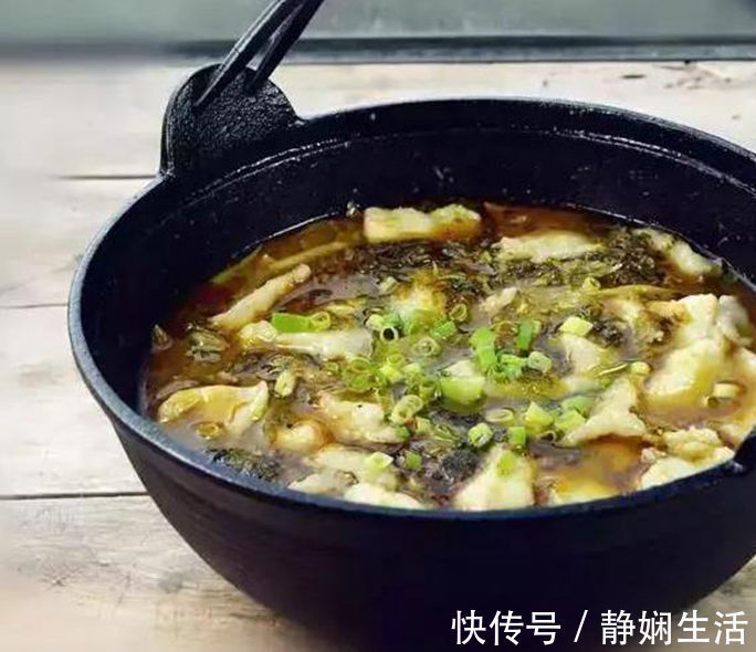 海底捞|美食推荐：酸菜鱼，凉拌金针菇，茄汁虾仁豆腐，蒜香鸡翅的做法