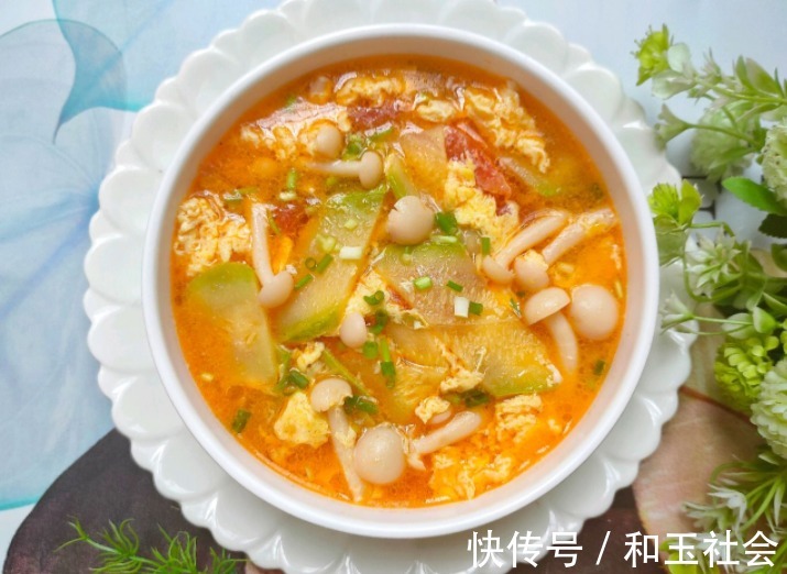 营养|酸甜开胃的番茄西葫芦蛋花汤，营养好喝，10分钟就能搞定