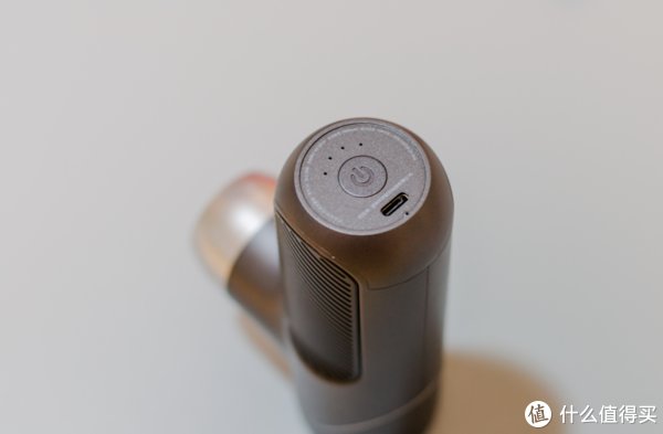 筋膜枪|Q妈爱种草 篇二十四：百元价位的筋膜枪能用吗~健身小白的筋膜枪初体验