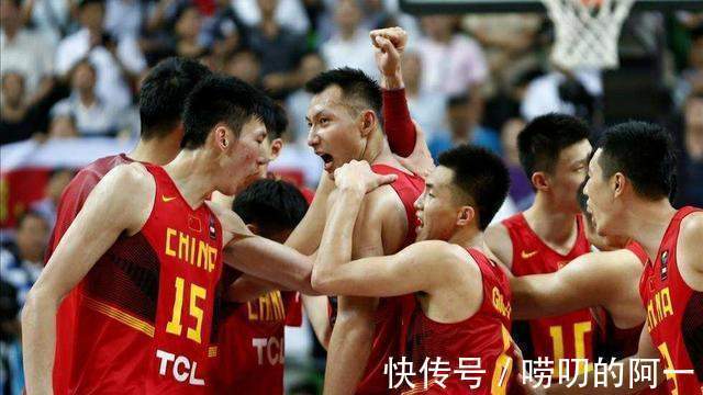 球员们|理性讨论：为什么现在的中国男篮没有以前那么强了？
