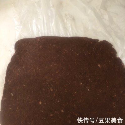 营养|3块钱搞定一道芋泥吐司蛋糕，不仅下饭还有有营养