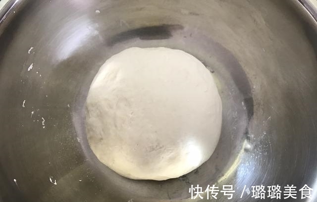 酥软|苹果新吃法，香甜酥软，做法简单，一口平底锅就能轻松搞定