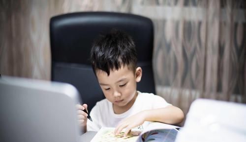 体重|宝宝出生时几斤最聪明,美国脑神经科专家:越接近这个数越好