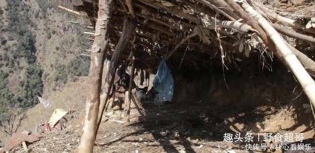 探访|尼泊尔山区穷人们的生活,中国小伙带着羊肉干探访,全家高兴吃肉