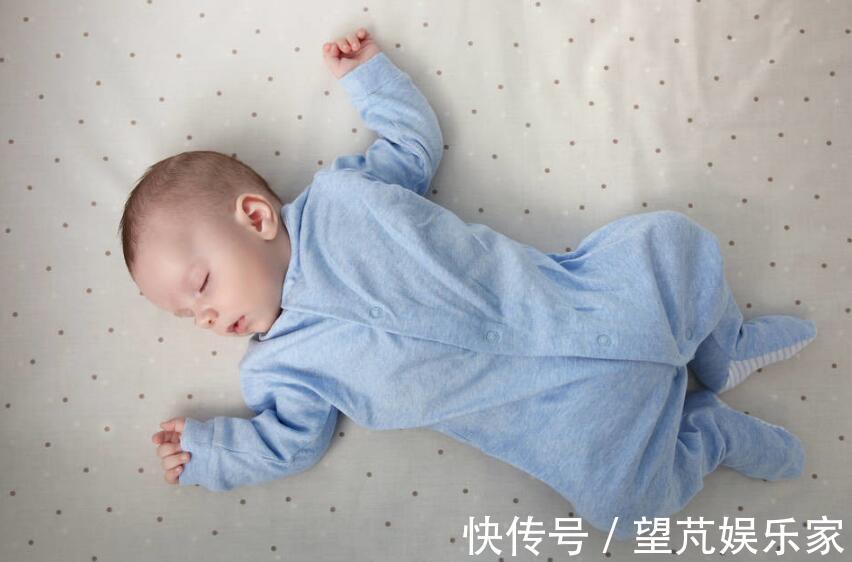 宝宝|入秋后带娃睡觉，父母注意“一要四不要”，孩子睡的香发育好