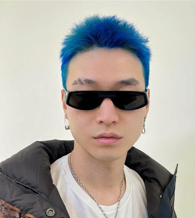 头发 2021发型别乱剪,又帅又时尚男发来了,想换发型看过来!