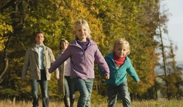 偏心|无意间看到女儿日记,翻开里面内容,宝妈的心被深深刺痛