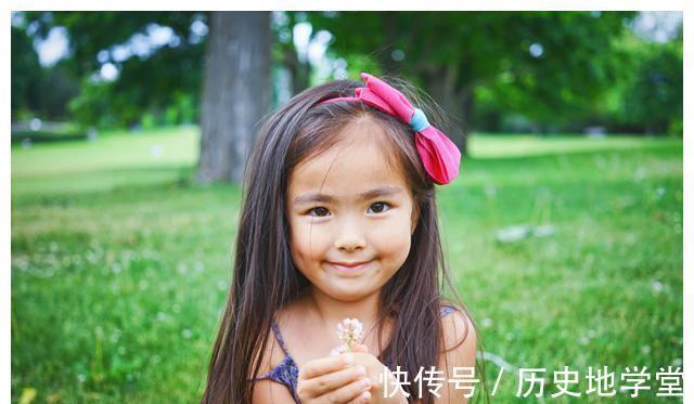 锡坤|这3种家庭,一看就能养出自信的孩子,十年后更有出息