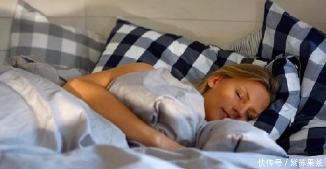 年轻人的生活水平提高了,但是每晚都失眠,原因在于吃它!