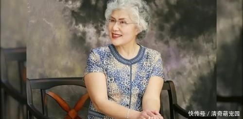 女人|60岁左右的女人,过年别再烫“大妈卷”!四款减龄发型,更好看