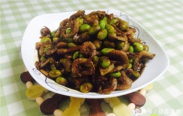 干虾做法,百吃不厌,我隔三差五做一次,鲜香嫩滑,吃完还想吃