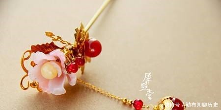 这些古代女子头饰太漂亮了,巧夺天工,简直要看花了眼!