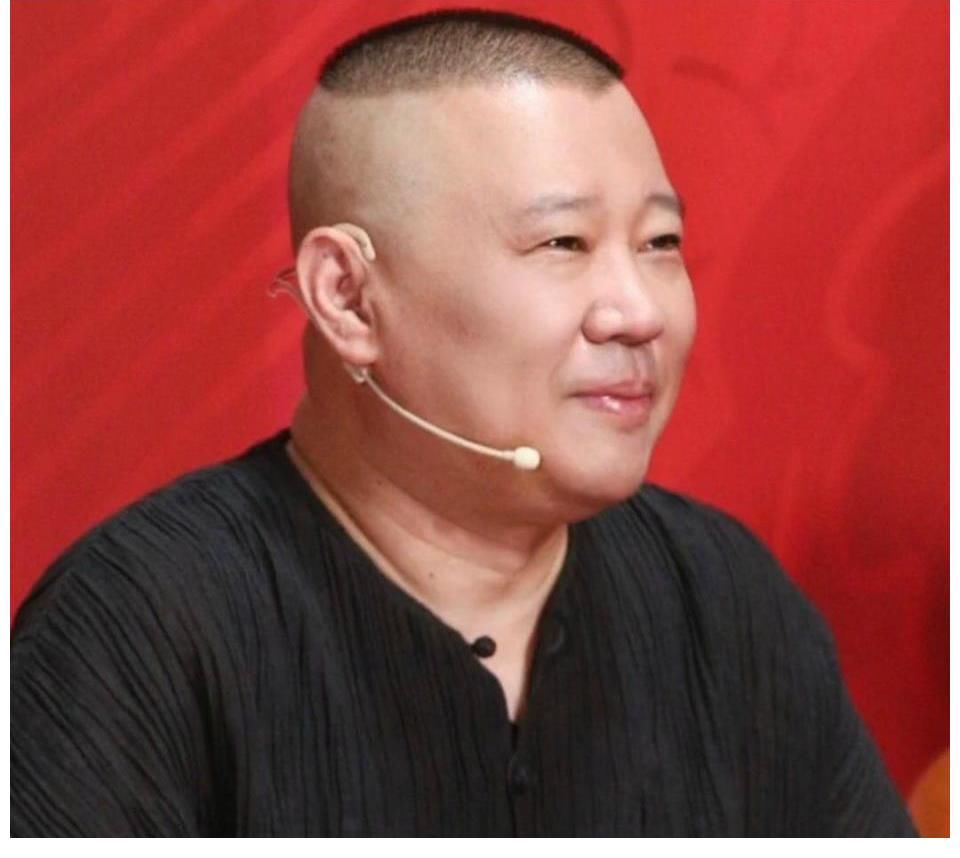 德云社|龙字科招生总决赛,郭德纲用范振钰高峰砸挂,网友喊赵津生看直播