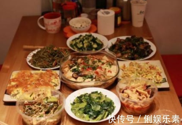 绿色蔬菜|隔夜菜到底能不能吃以下3种隔夜菜,建议大家少吃,吃对才健康