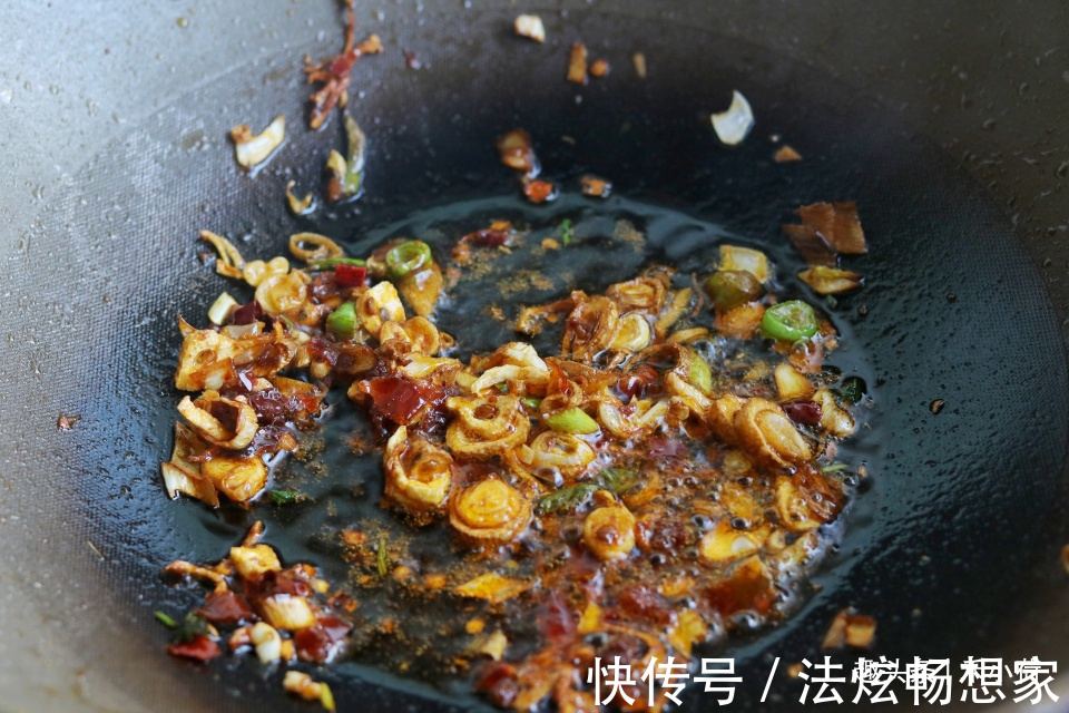 全家|此鱼长相难看,味道赛河豚,和豆腐一起炖,全家人抢着吃