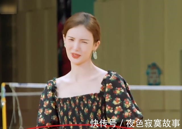 张继科教金晨打乒乓球，零距离好甜，下意识喊出昵称确定没在谈！