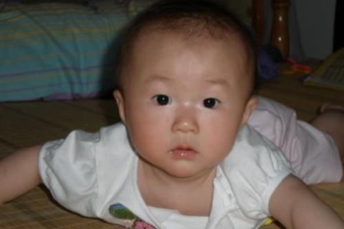 豆子粥|儿科医生:孩子睡前,常吃的4样食物别碰,容易积食不长个!