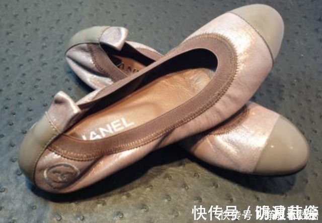 模特|香奈儿鞋子有多“娇气”?看看模特怎么做的,真是贫穷限制想象力