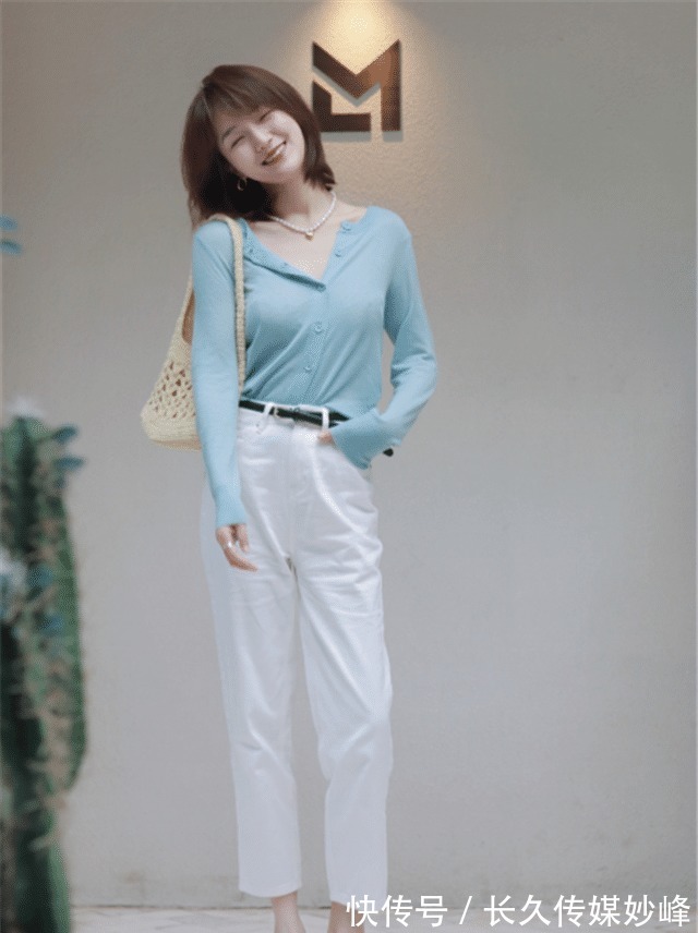 直筒|今夏火了一款直筒“烟管裤”,高级感不输西装裤,比阔腿裤还香!