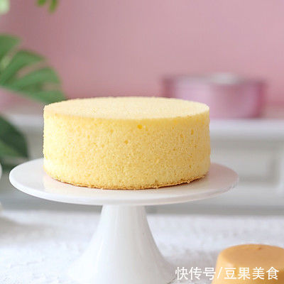 新手零失败戚风蛋糕做法,不开裂不塌陷