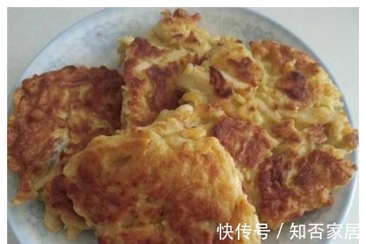 山药|山药别煮汤了，和面粉做成饼，喷香酥脆，不揉面，5分钟搞定！