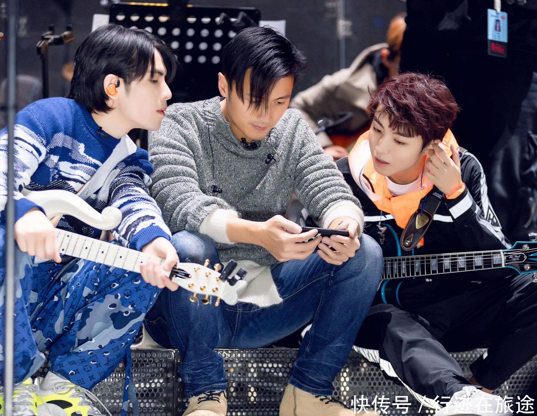 王俊凯实力演绎壁咚,表演系学生无所畏惧,论专业程度我只服他