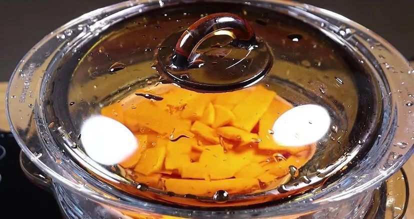 面粉别做包子！加上南瓜，不加一滴水，营养是包子8倍，出锅秒光