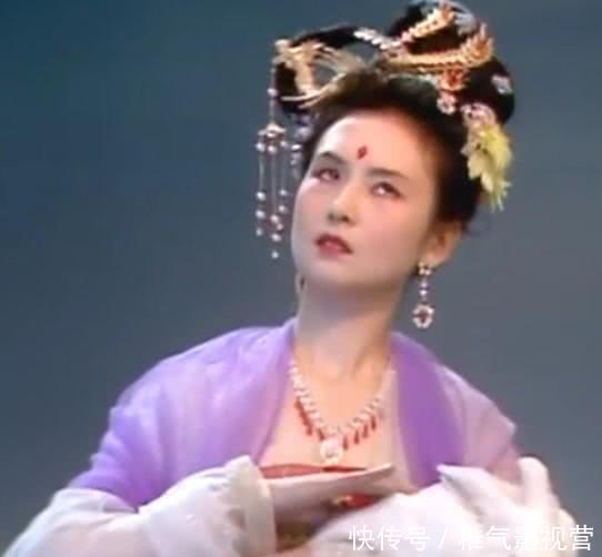 被贬|猪八戒被贬下凡,嫦娥曾下凡来看他?这成了他不能成佛的罪状之一