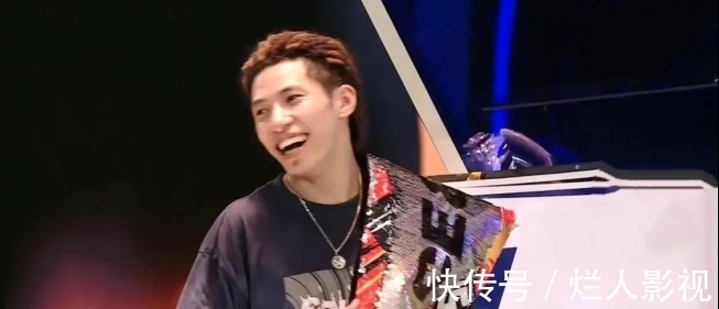 《街舞4》首位双冠王诞生！叶音就是叶音！