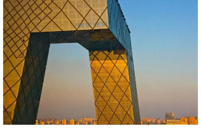 主持人|央視知名女主持人方靜，卻被“間諜風波”害慘，真相大白后客死他鄉