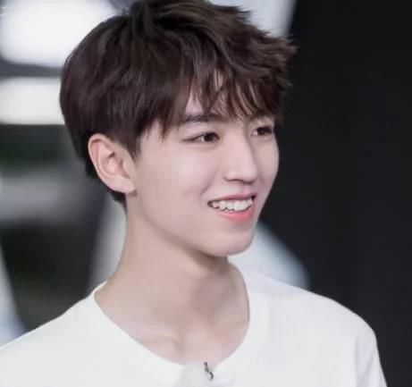 常驻嘉宾|鹅厂也是再度官宣一档自家的新综艺三位嘉宾都是新生代的翘楚人物