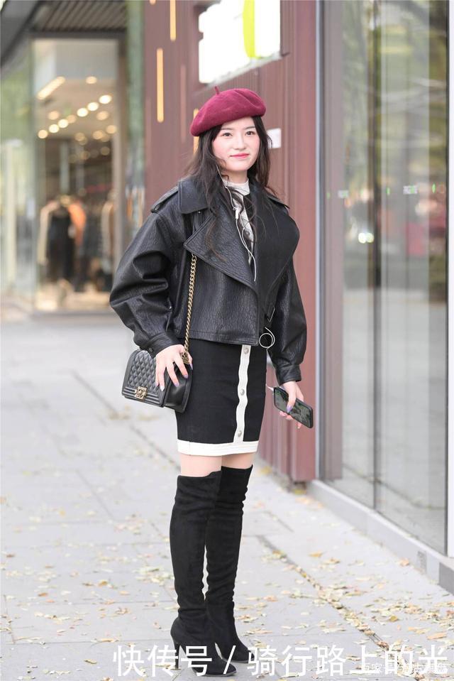 长靴就要选择高跟鞋，衬托苗条身材，还是要挑选细跟款式